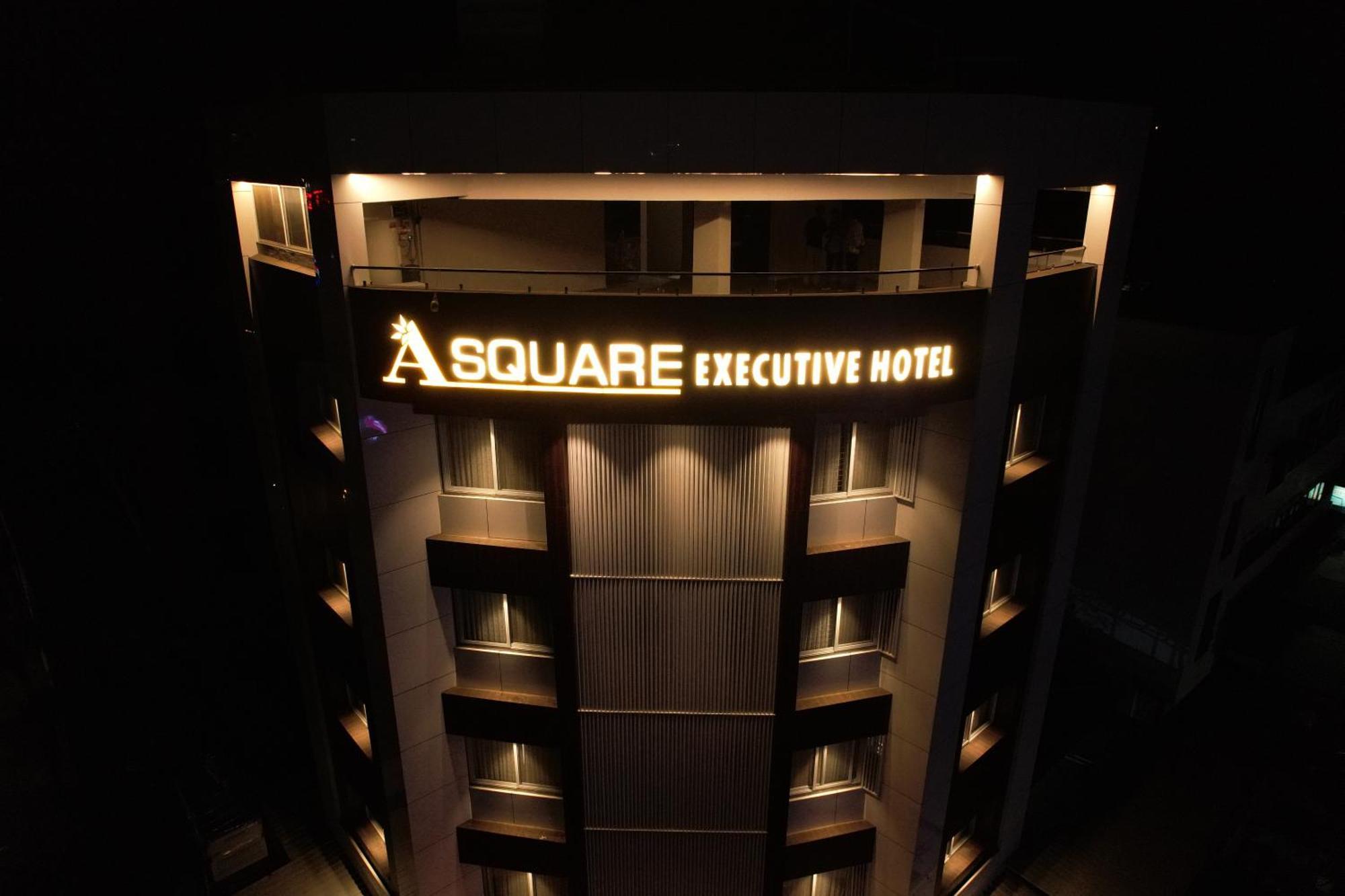 אאורנגבד A Square Executive Hotel מראה חיצוני תמונה